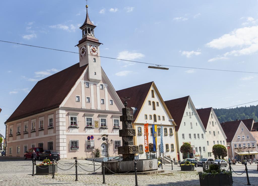 Hotel Gasthof Stern Greding Exterior foto